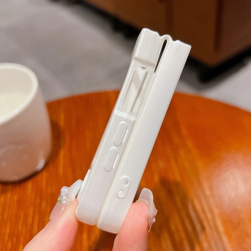 Galaxy Flip Series - Wireless Charging Magsafe Cover