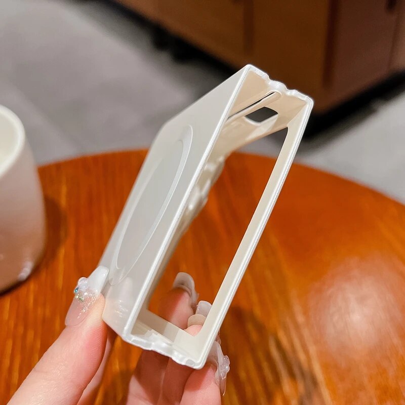 Galaxy Flip Series - Wireless Charging Magsafe Cover