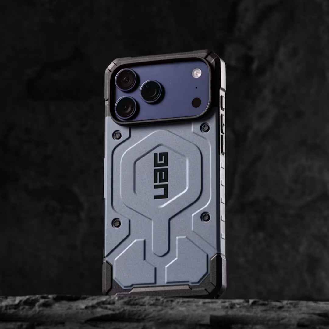 Pathfinder MagSafe UAG Case - iPhone