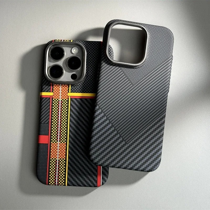 iPhone Series - Carbon Edge MagSafe Case