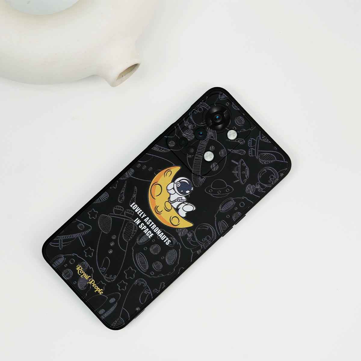 OnePlus Nord 2T Cosmic Astronaut Silicone Case