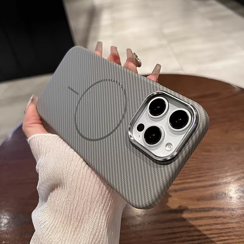 iPhone - Carbon Elite MagSafe Case