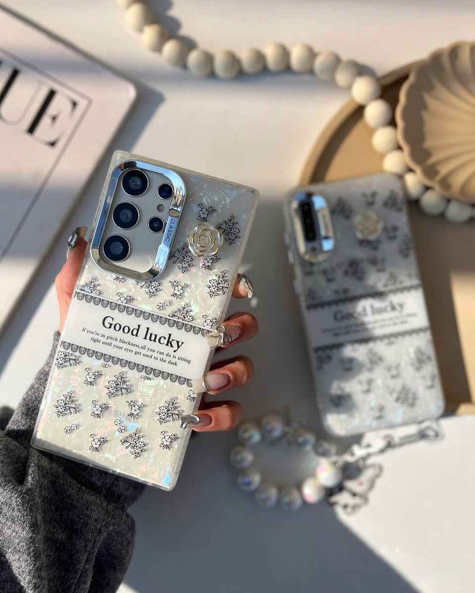 Lucky Pearl Flower Case With Lanyard