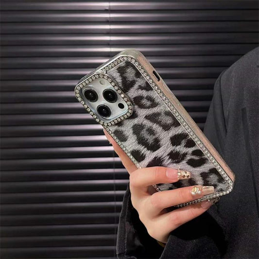 Glamour Leopard Case with lanyard