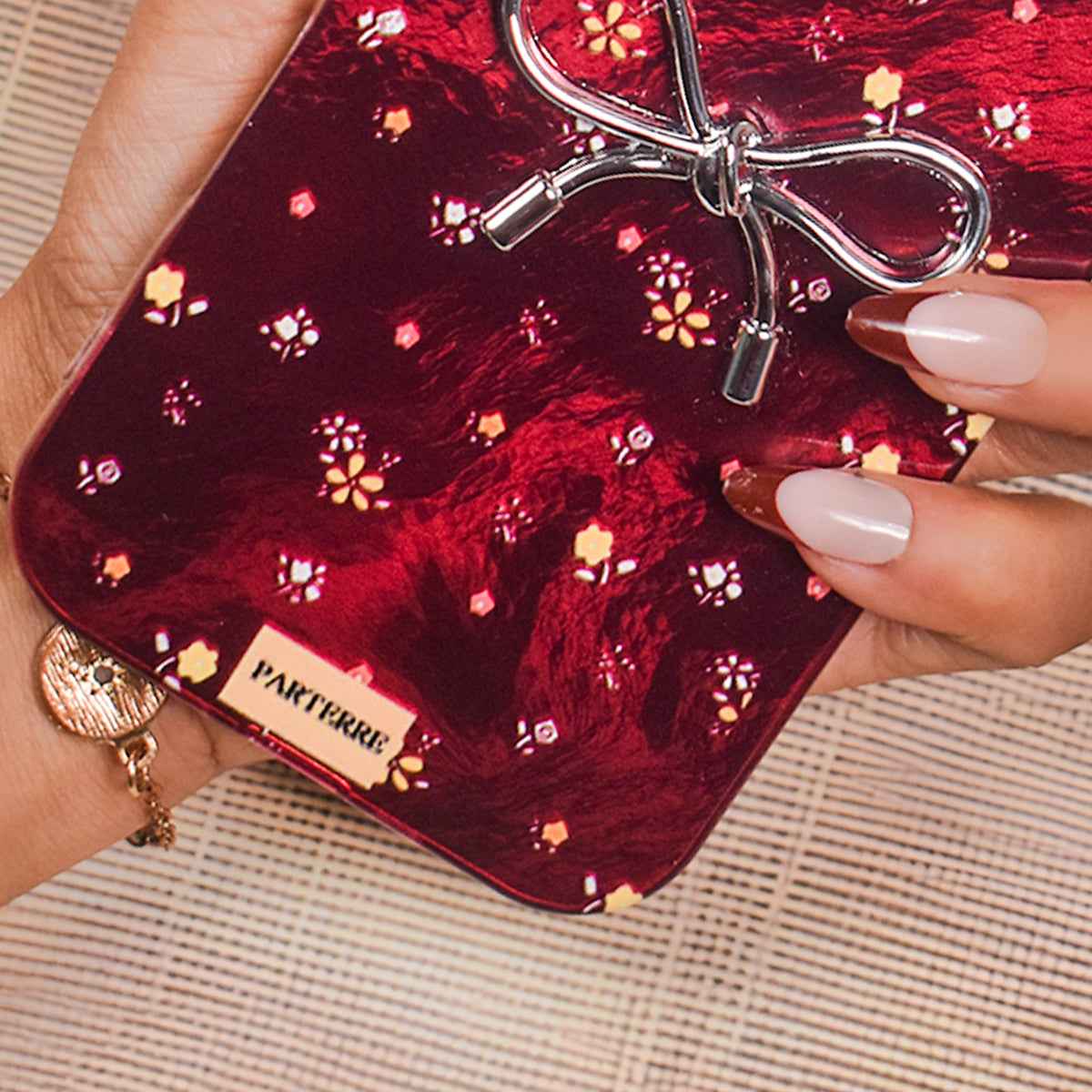 Crimson Royale Bow Case - iPhone Air