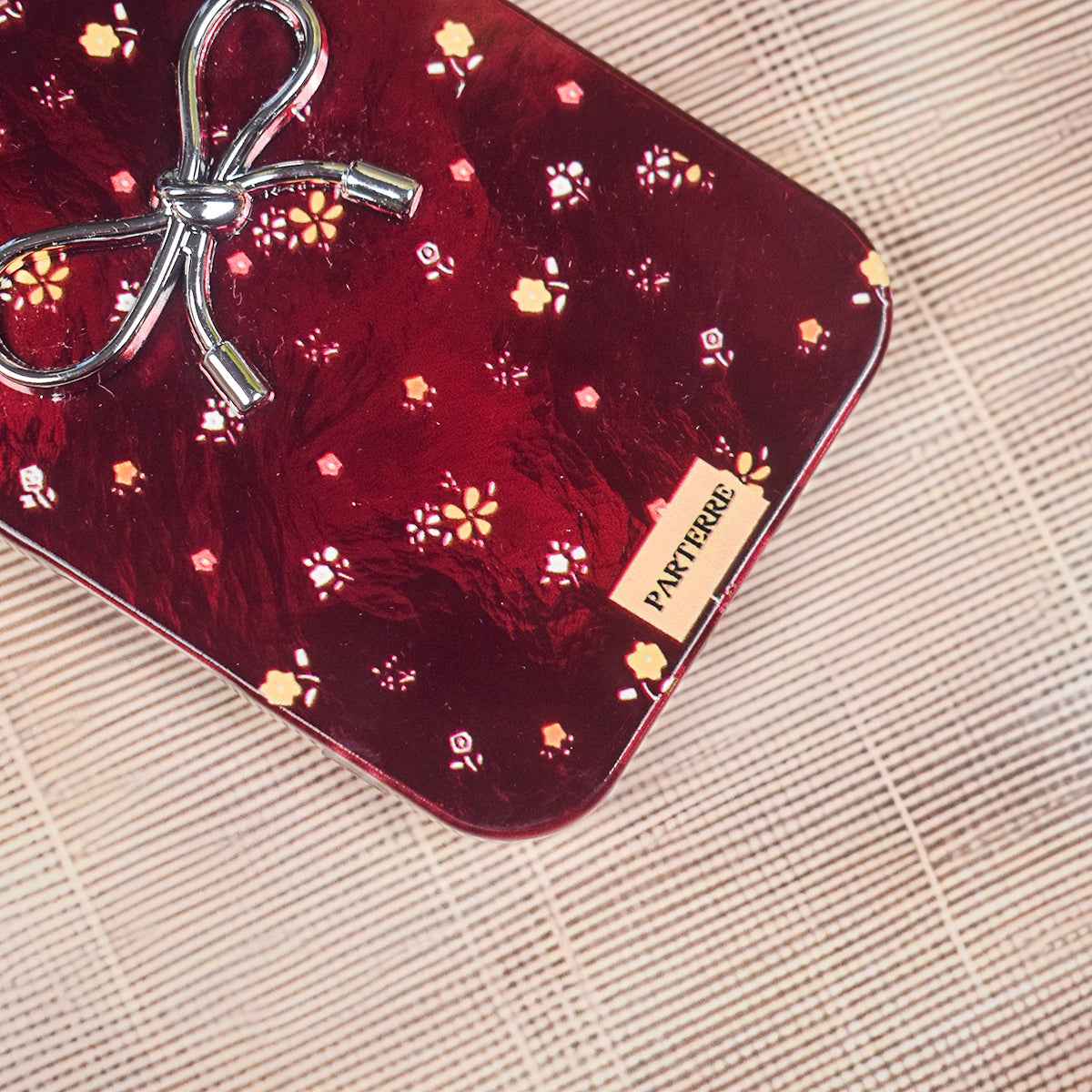 Crimson Royale Bow Case - iPhone