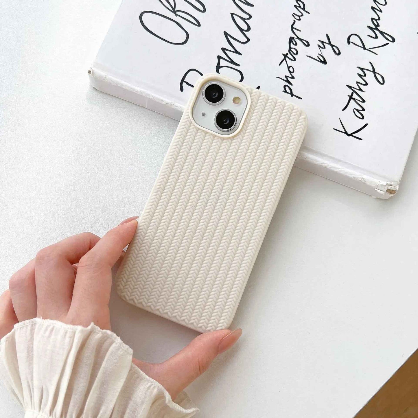 Knitted Grip Shield Case - Iphone