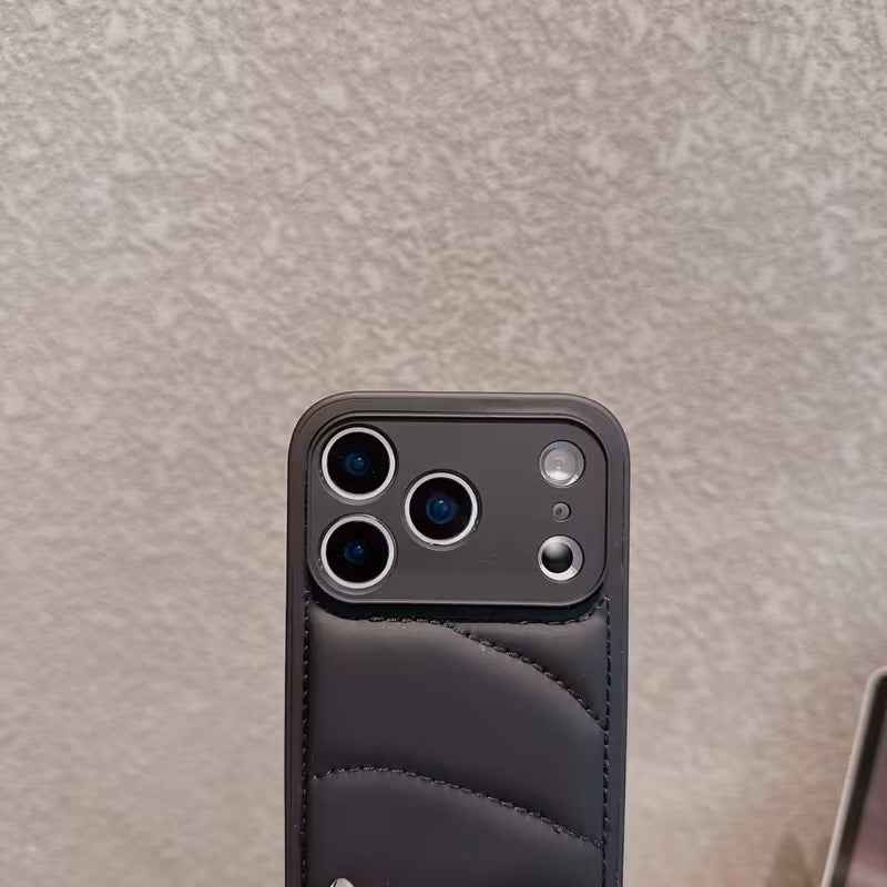 Quilted Luxe - iPhone