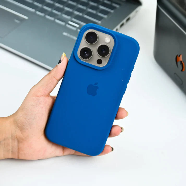 iPhone 15 Series - Silicone Logo Case