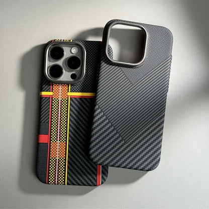 iPhone Series - Carbon Edge MagSafe Case