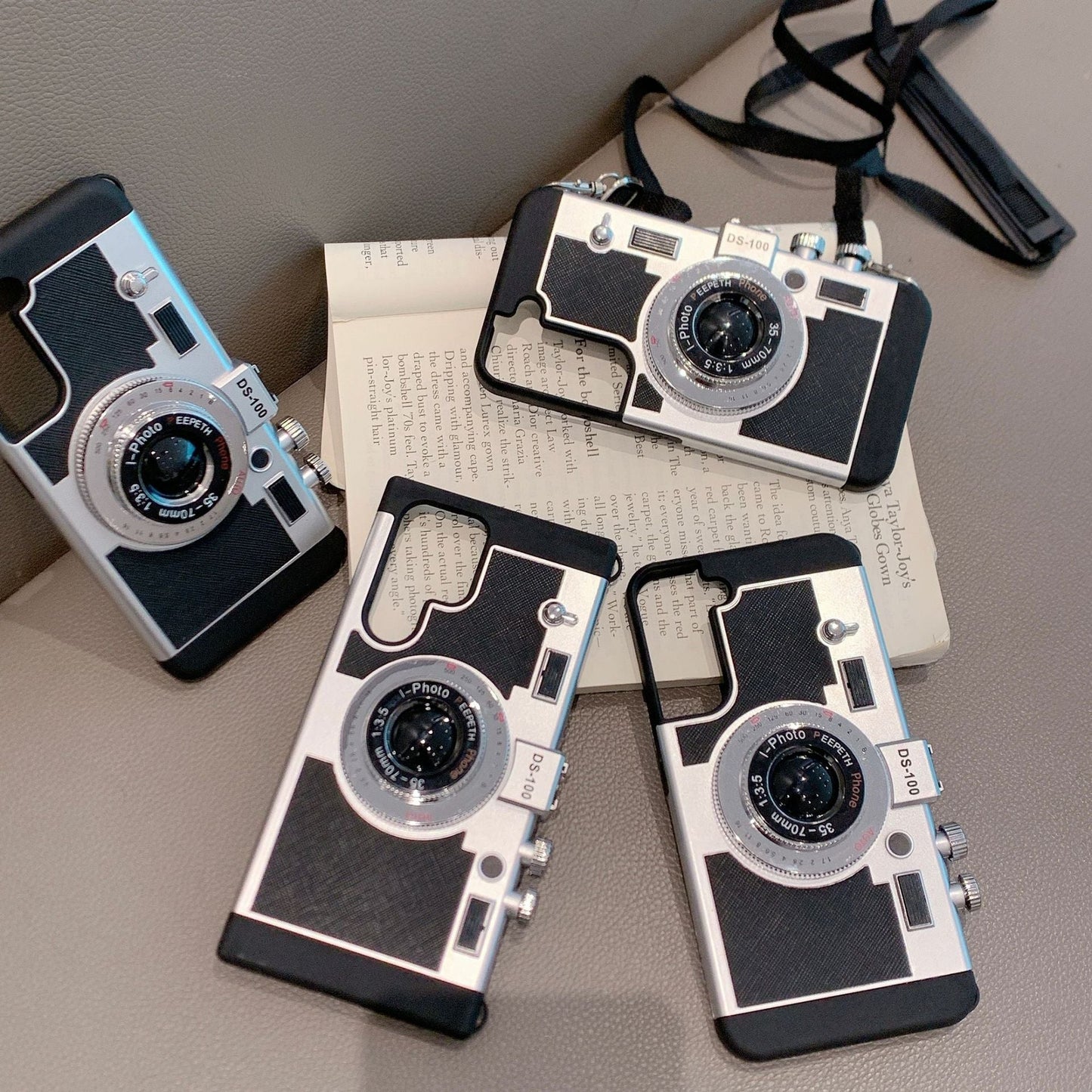 Galaxy S22 Ultra Retro Vintage Camera Case